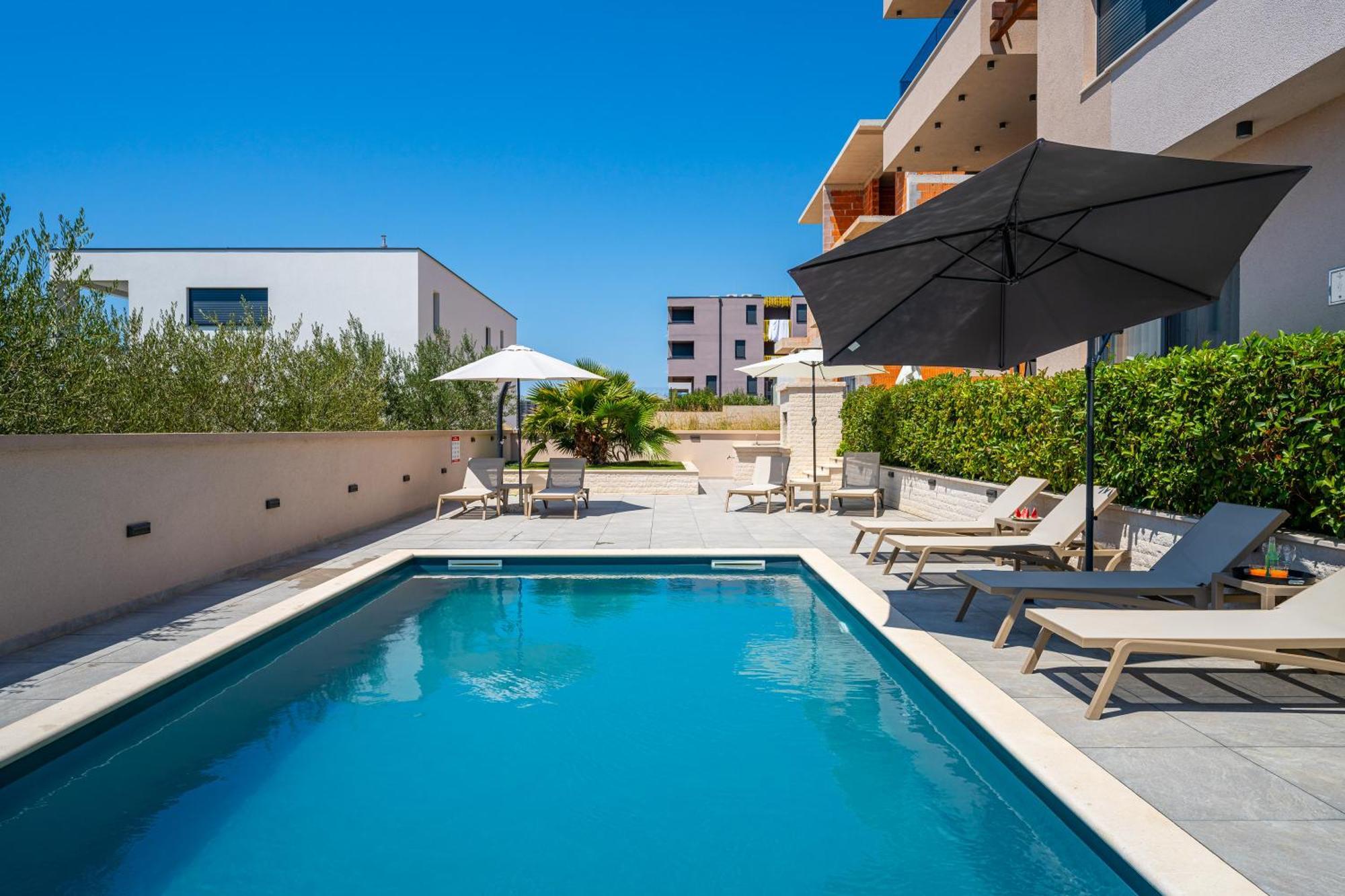 Sea Bay View Apartment - Appartement Avec Piscine Et Magnifique Vue Sur Mer Sveti Filip i Jakov Esterno foto