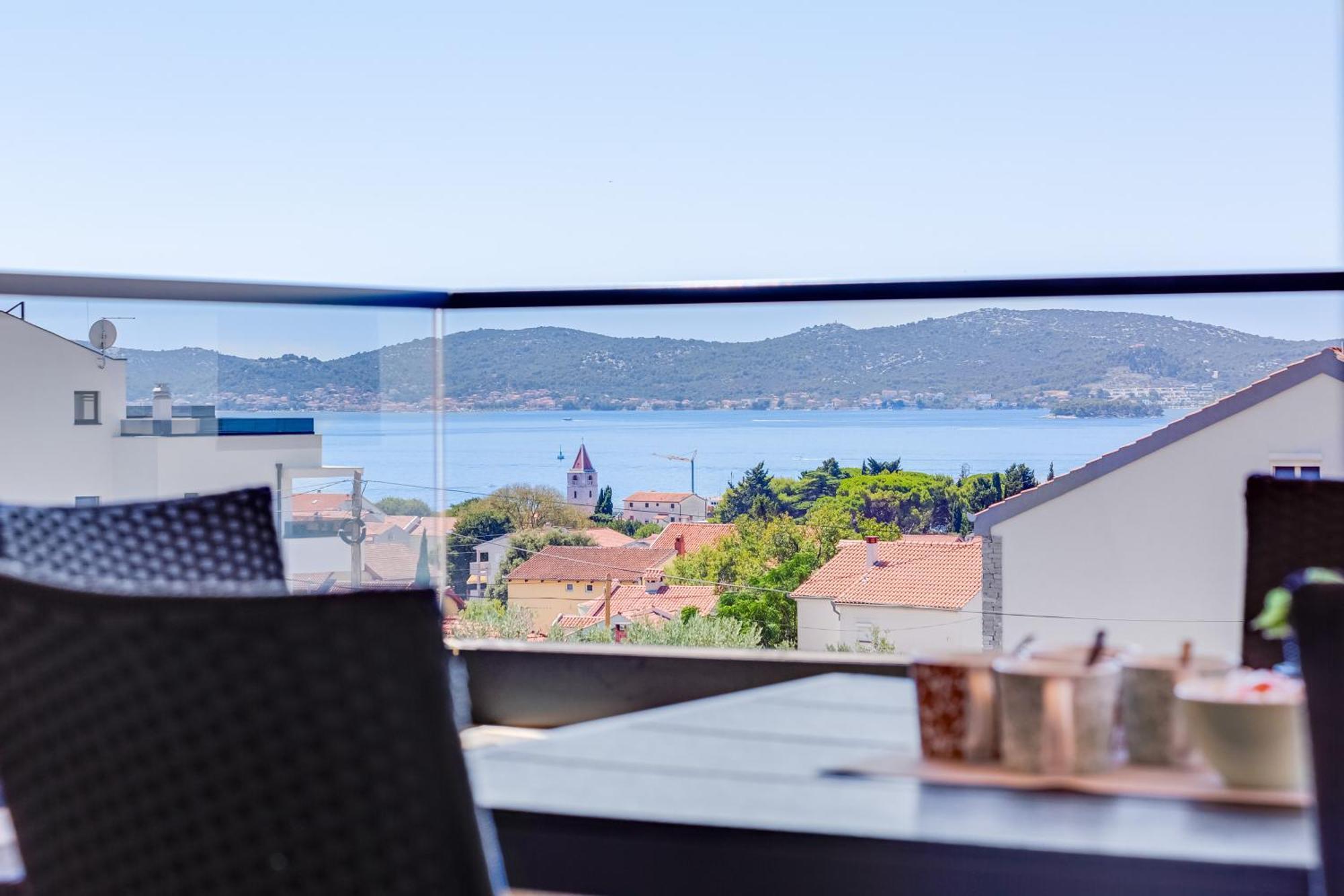 Sea Bay View Apartment - Appartement Avec Piscine Et Magnifique Vue Sur Mer Sveti Filip i Jakov Esterno foto