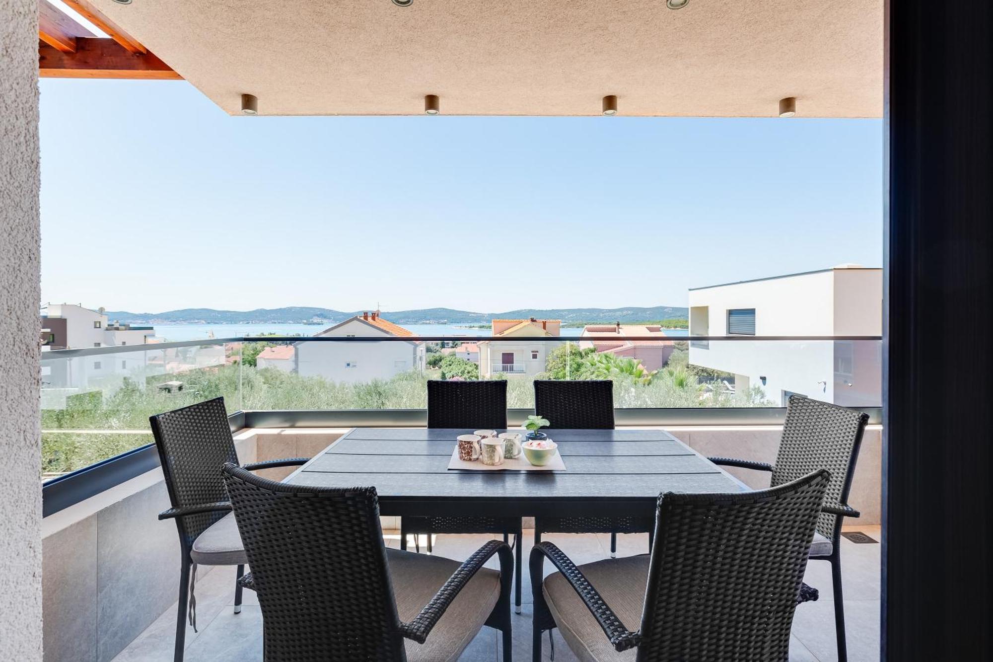 Sea Bay View Apartment - Appartement Avec Piscine Et Magnifique Vue Sur Mer Sveti Filip i Jakov Esterno foto